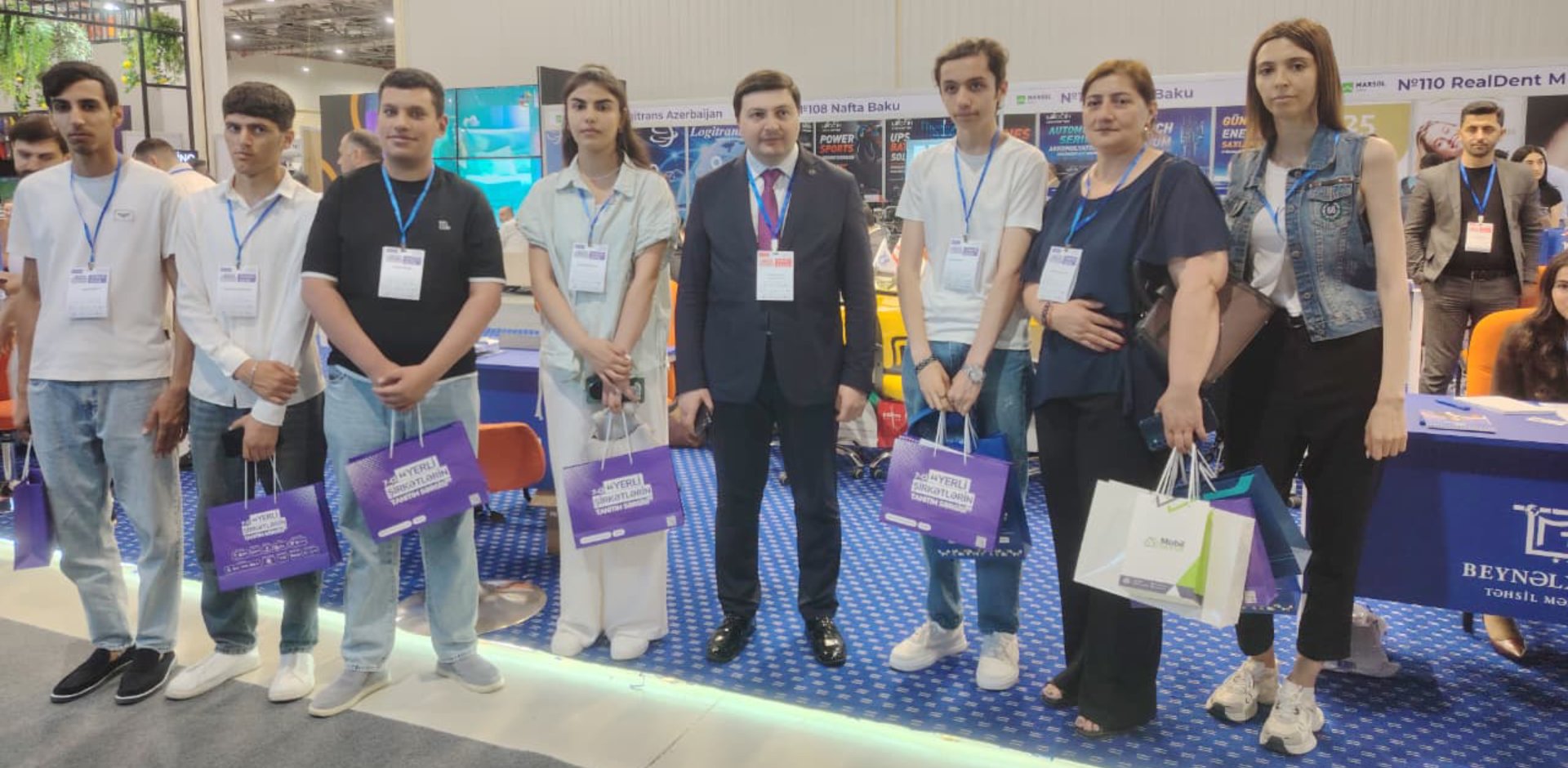 Tanıtım Sərgisi
